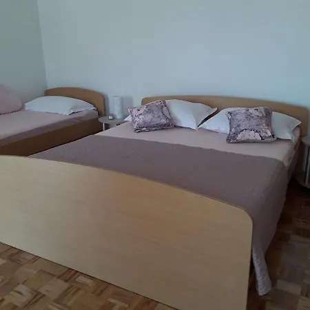 Nada Apartment *